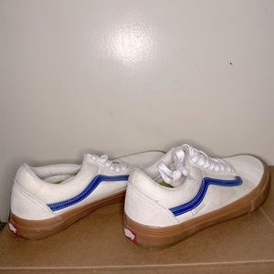 Vans Old Skool Marshmallow/Blue/Gum Size 8.5 Men